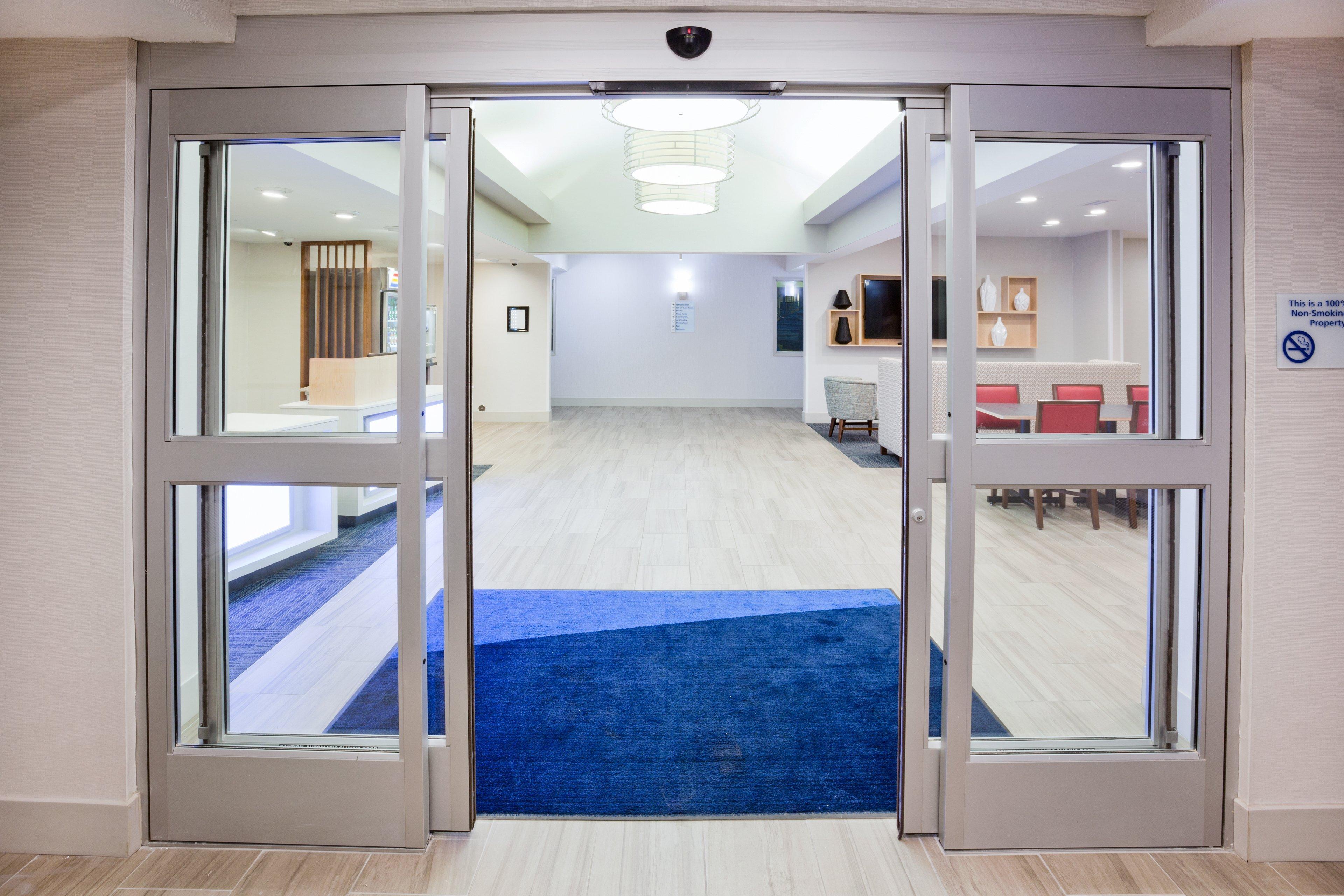 Holiday Inn Express & Suites - Dickinson By Ihg Екстериор снимка