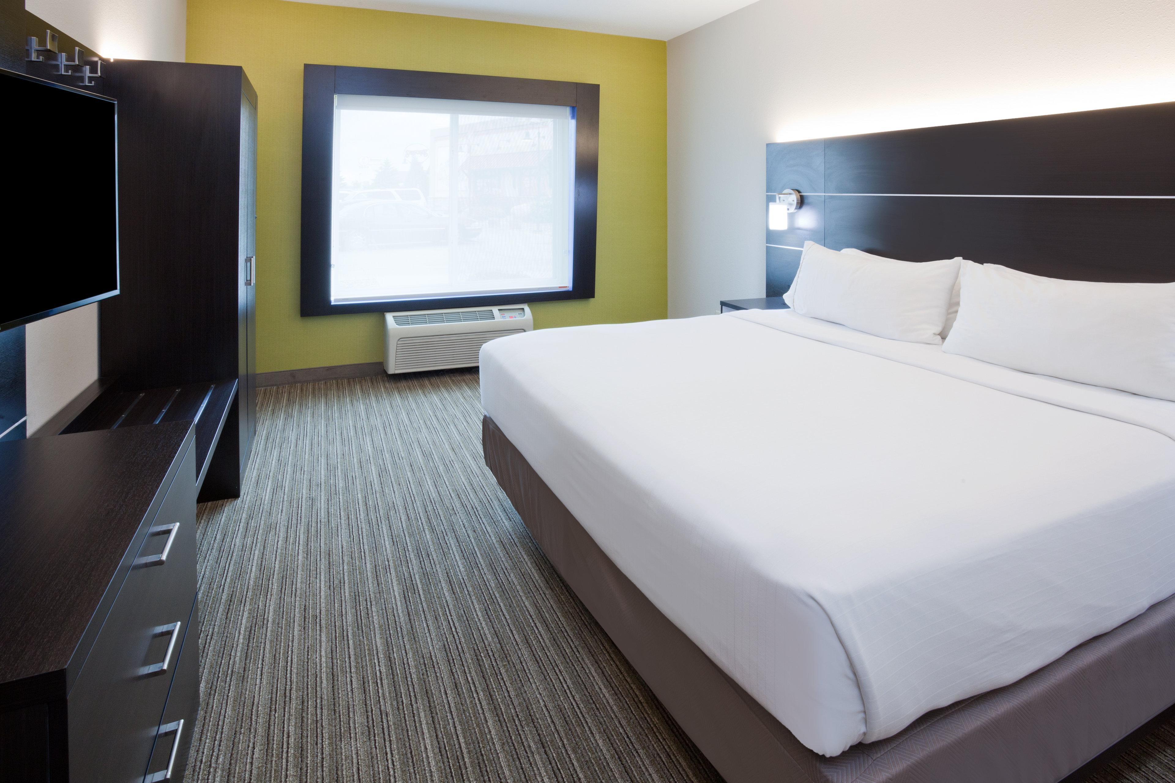 Holiday Inn Express & Suites - Dickinson By Ihg Екстериор снимка