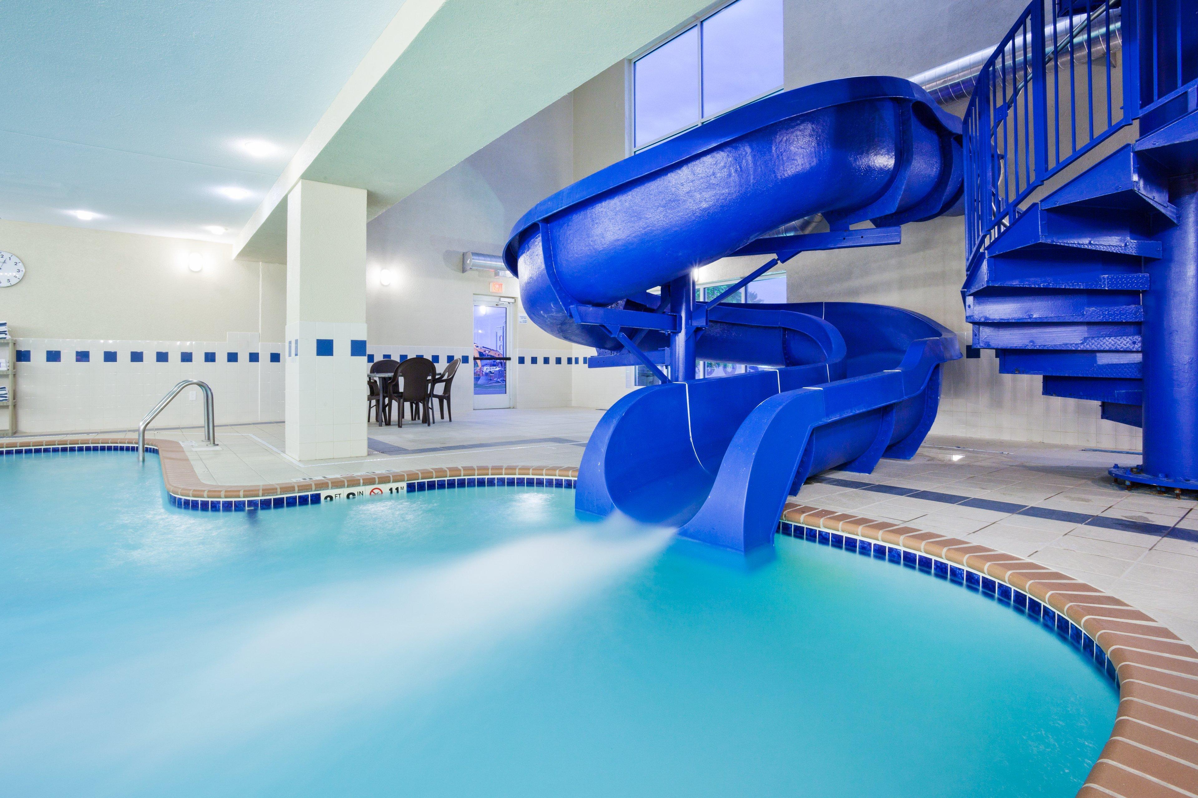 Holiday Inn Express & Suites - Dickinson By Ihg Екстериор снимка