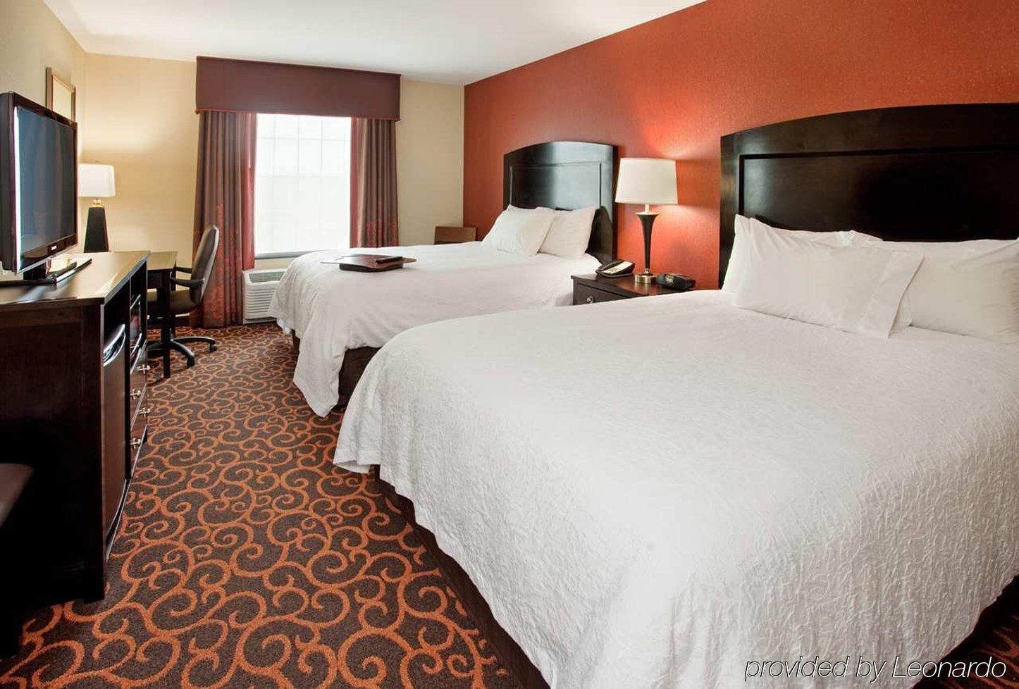 Holiday Inn Express & Suites - Dickinson By Ihg Екстериор снимка